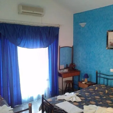 Nantia Apartment *
